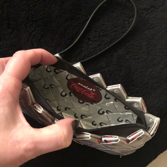 Ecoiat Coca Cola Mini Clutch - Picture 2 of 3